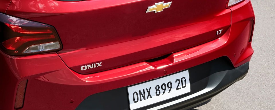 Chevrolet Onix -  Parte Trasera de tu Auto Hatchback 