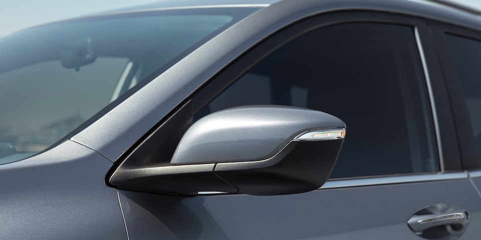 Chevrolet Tracker - Espejo de tu SUV