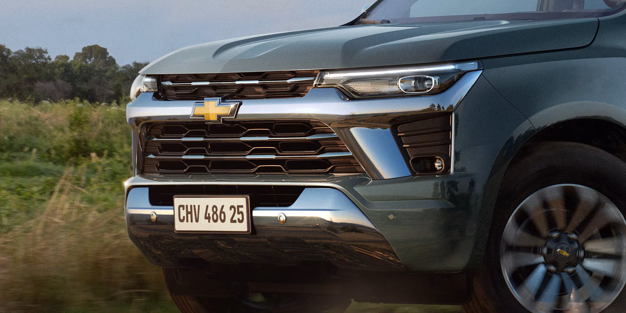 Vista en el campo de la Chevrolet Trailblazer High Country 2025