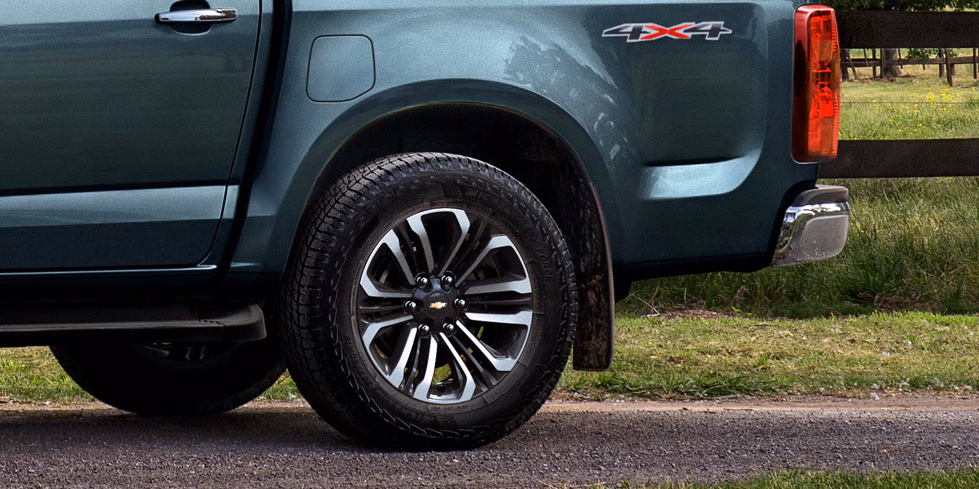 Vista en ciudad de la Chevrolet Trailblazer High Country 2025